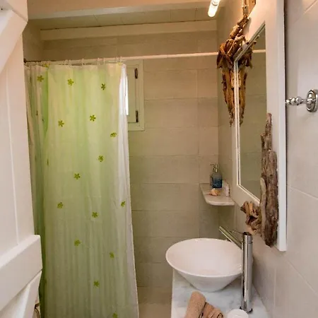 別荘 Hidden Heaven *