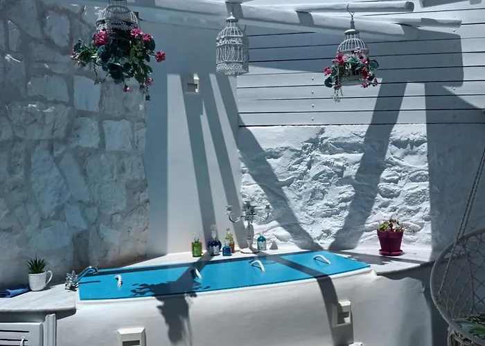 Hidden Heaven * Mykonos Town