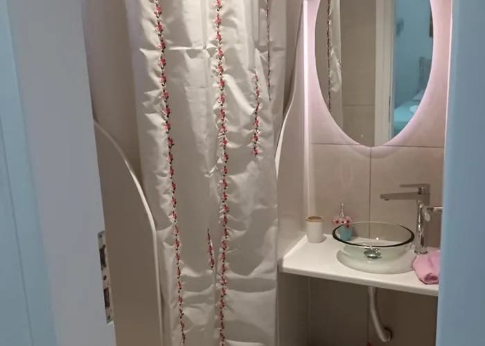 度假居 Hidden Heaven